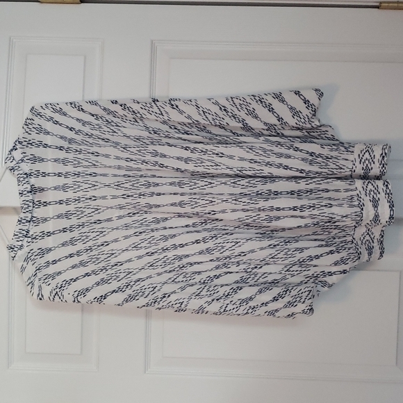 Anthropology Top - Picture 2 of 5